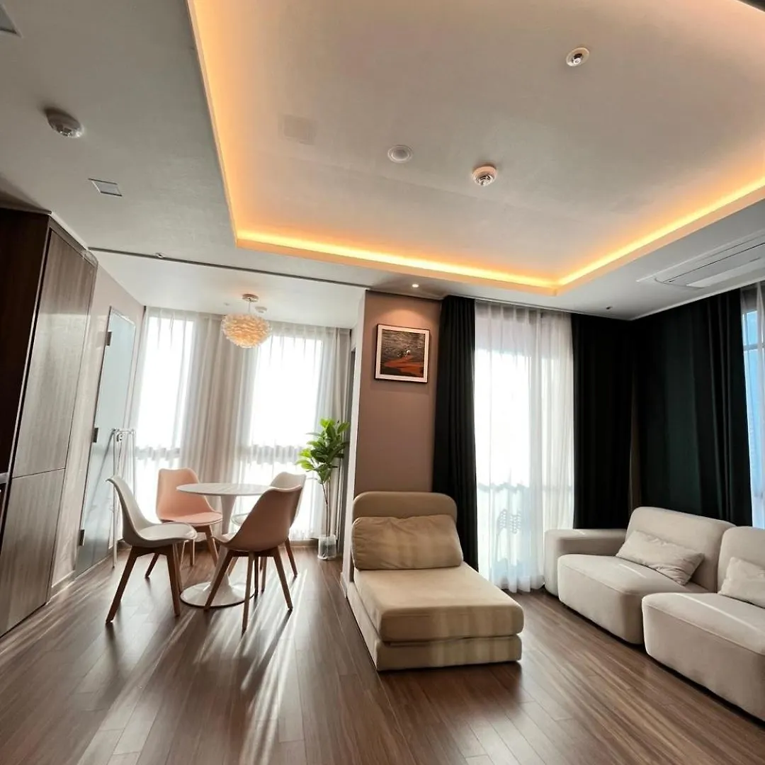 Haeundae Lamer Stay Busan